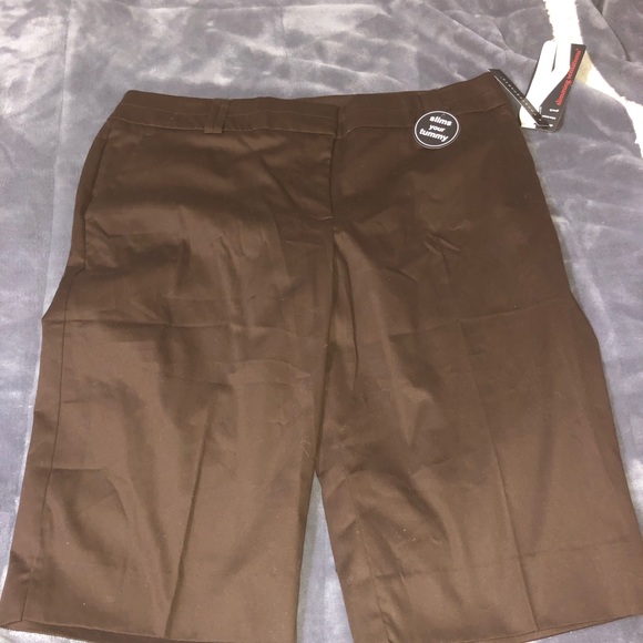 Counterparts by Macys Pants - Women’s shorts size 16 sold by Macy’s.